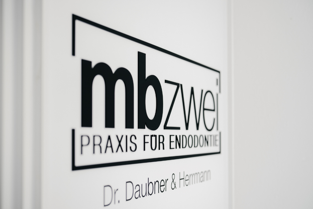 endodontie-muenchen foto-empfang-(1)-v6